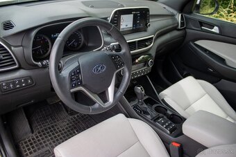 Hyundai Tucson 1.6 T-GDi Premium A/T 4x4 - 13