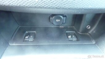 Peugeot 308 1,2i - 13