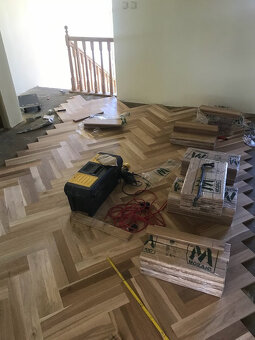 Brúsenie, tmelenie, lakovanie parkiet Levice - 13