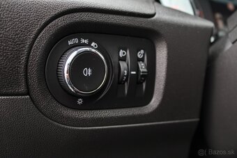 Opel Grandland X 1.2 Turbo - TOP STAV - 13