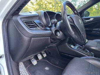 Alfa Romeo Giulietta 1.4 T 120 (benzín, 88 kW) - 13