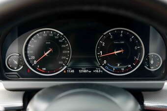 BMW 650i xDrive Grancoupe benzín 4x4 - 13
