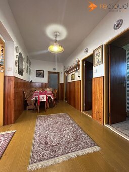 Rodinný dom s garážou v Hlohovci, časť Šulekovo - 13