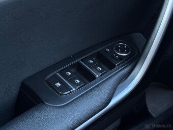 Kia Ceed SW 1.6 CRDi MHEV Gold - 13