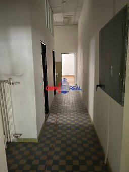 Obchodné priestory v centre Žiliny 550 m2 - 13