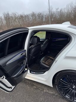 BMW 530xD 530D G30 TOP STAV - 13