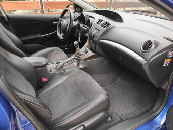 Honda Civic Tourer - 13