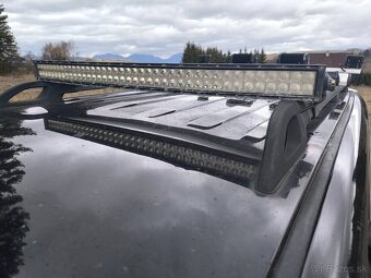 Nissan Pathfinder 2.5 dCI 7- miestny 4x4 - 13