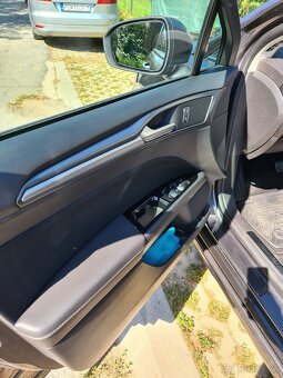 Ford Mondeo - 13