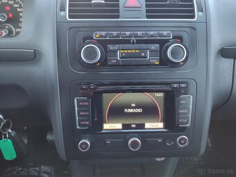 Volkswagen Touran Facelift 2.0 TDI CR 103kw 7-Miestné - 13