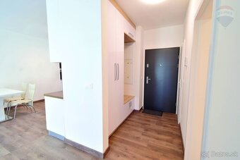 Prenájom 2 izbový  55 m2 byt s parkovacím státím „TABÁŇ“ Nit - 13