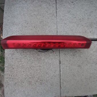 predam brzdove svetlo na renault a ford a ine auta - 13