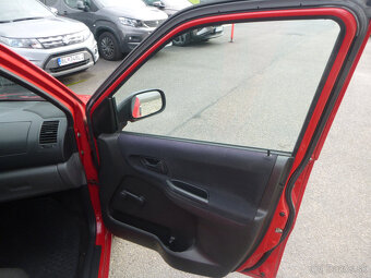 Suzuki Ignis 1,3i 2005 - 13