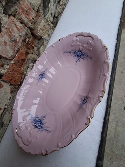 Taniere; poháre; kafe sety - 13