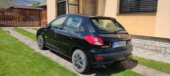 Peugeot 206+ 1.4 54kW, 2012, 92.000 km - 13