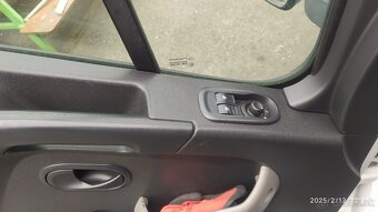 RENAULT MASTER - Odťahovka - 13