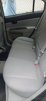 Hyundai accent 1.5 CRdi - 13