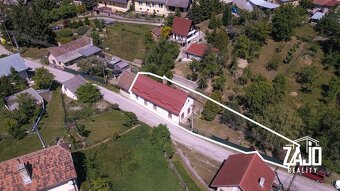 Víkendový rodinný dom obklopený prírodou - Petrova Lehota - 13