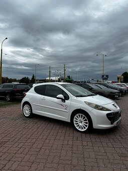 Peugeot 207 HDi GT - 13
