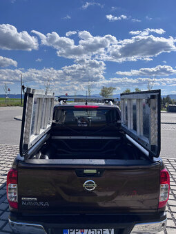 Nissan Navara DoubleCab 2.5 dCi LE A/T Long - 13