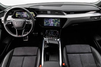 Audi Q8 e-tron - 13