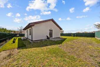 ÚTULNÝ 4-IZB RODINNÝ DOM, NOVOSTAVBA, TICHÁ ULICA - 13