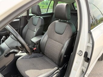 Škoda Octavia combi 1.8tsi 132kw DSG 4x4, panorama, webasto - 13