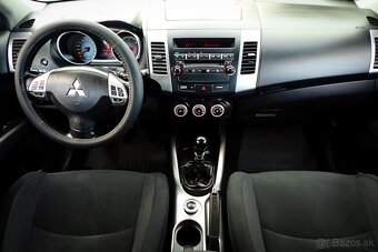 MItsubishi Outlander 2.0 DI-D 4x4 103kW-UZAVIERKA-DOVOZ ITA - 13