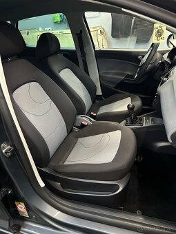 Seat ibiza 1.2 51kw  rok 2013 - 13