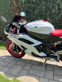 Yamaha R6 - 13