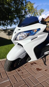 Suzuki Burgman AN400, ABS, r. 2016 - 13