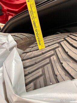 225/55 R19 Celoročné pneu - 13