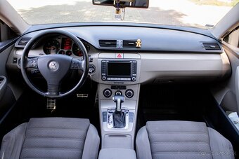 Volkswagen Passat Variant 2.0 TDI Sportline - 13