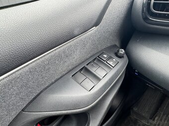 Toyota Yaris 1.5 VVT-iE Selection Elegant MDS - 13