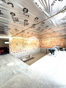 Exkluzívne iba u nás Reality KOMPLEX s.r.o. Vám ponúkana - 13