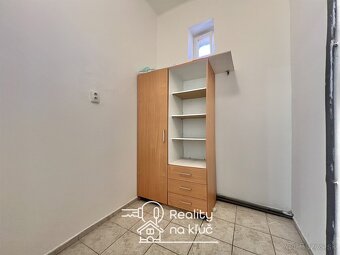 Na predaj zrekonštruovaný 4-izbový rodinný dom v Nesvadoch - 13