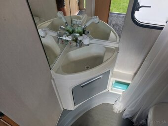 Ford Tranzit autokaravan - 13