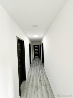 Na predaj moderný 4- izbový bungalov, Raková  - 13
