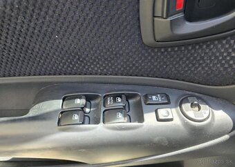Hyundai Tucson 2.0-4x4-TAŽNÉ 1,6t-NÍZKÉ KM - 13