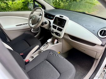Renault ZOE, 41kWh, SoH 92%, KEYLESS, TČ, s DPH 11 250,- EUR - 13