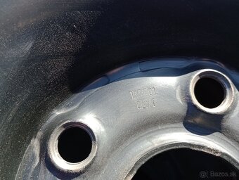 Predam 4ks pneu 195/65/r15zimne 91T Continental +disky 5x112 - 13