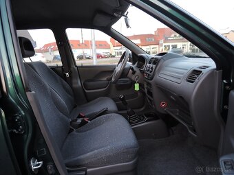 Suzuki Ignis 1,3i GL 4WD Servis 1.maj. 2001 - 13