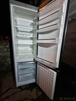 Chladnička s mrazničkou dole kvalitnej značky Siemens - 13