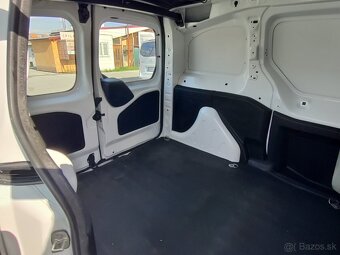 Peugeot Partner - 13