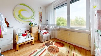 HALO reality - Predaj, štvorizbový byt Komárno, Hradná - ZNÍ - 13
