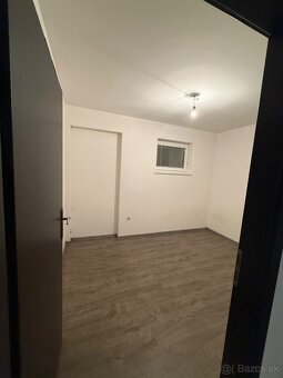 Priestranný byt v Lehniciach - 13