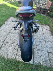 Ducati Monster 821 STEALTH (Arrow) - 13