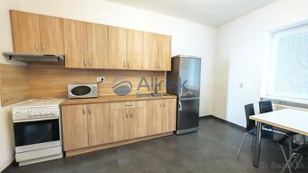 Predaj viacgeneračného domu vo Veľkej Mači – Kráľovstvo pre - 13