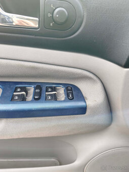 Volkswagen Golf IV 1.9 TDI (66 kW) - 13