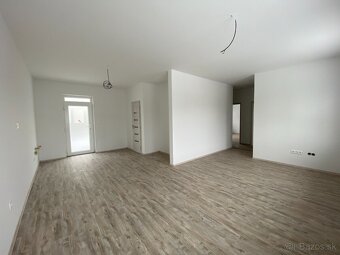 3-izbový  rodinný dvojdom na kľúč - 13